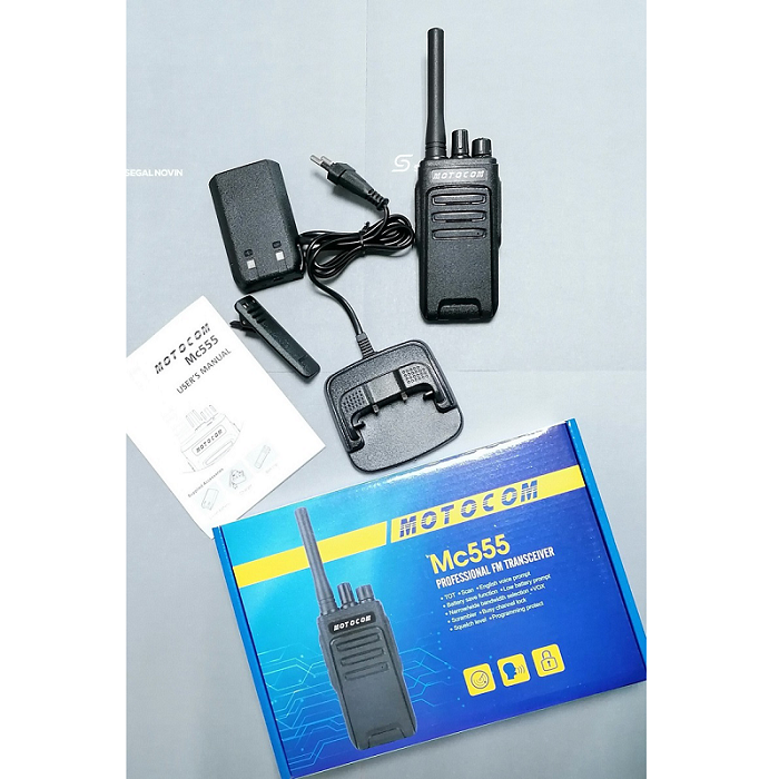 بیسیم واکی تاکی مجاز موتوکام مدل MC555